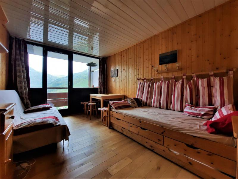 Rent in ski resort Studio 2 people (702) - Résidence Alpages - Les Menuires - Living room