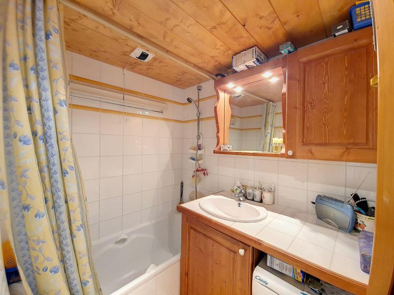 Ski verhuur Appartement 3 kamers 6 personen (12) - Résidence Ancolie - Les Menuires - Badkamer