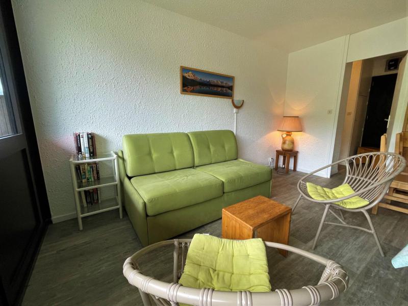Skiverleih 2-Zimmer-Appartment für 6 Personen (318) - Résidence Aravis - Les Menuires - Wohnzimmer