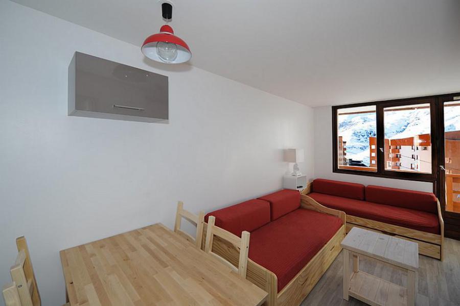 Rent in ski resort 2 room apartment 4 people (328) - Résidence Boedette D - Les Menuires - Apartment