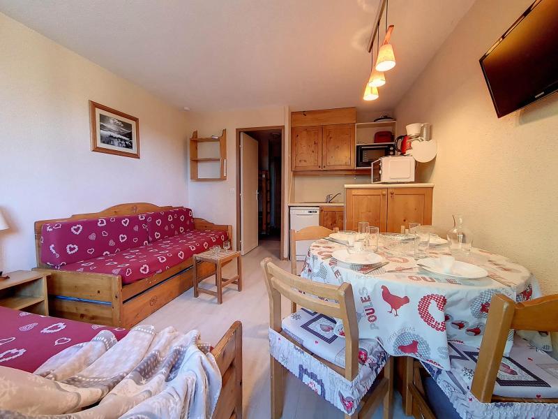 Rent in ski resort Studio cabin 4 people (515) - Résidence Boedette D - Les Menuires - Living room