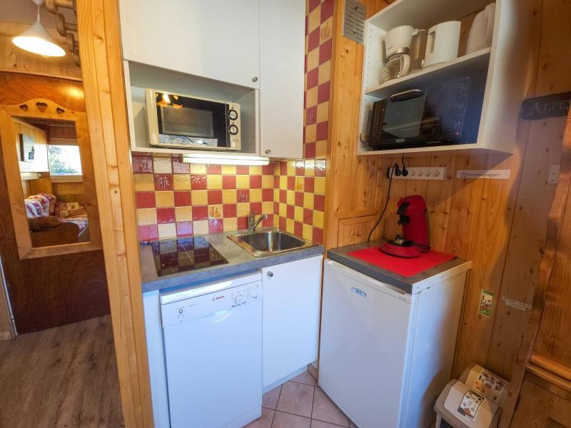 Rent in ski resort Studio 2 people (845) - Résidence Combes - Les Menuires - Kitchen