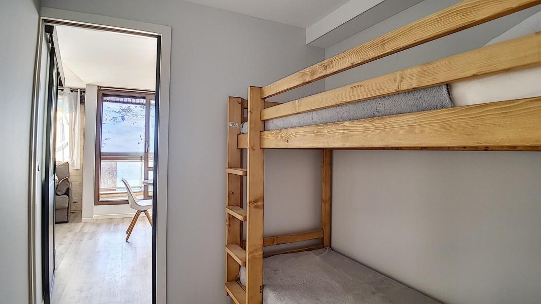 Rent in ski resort 2 room apartment sleeping corner 4 people (443) - Résidence Coryles A - Les Menuires - Apartment