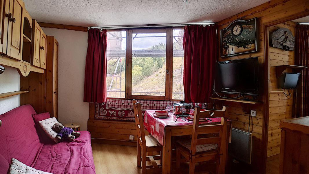 Ski verhuur Appartement 2 kamers 4 personen (322) - Résidence de Caron - Les Menuires - Woonkamer