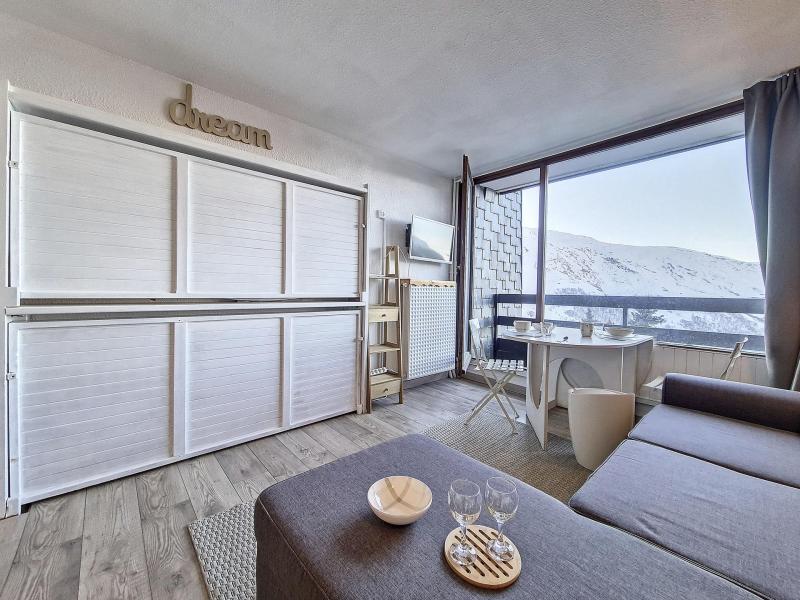 Rent in ski resort Studio 3 people (41) - Résidence de Peclet - Les Menuires - Living room