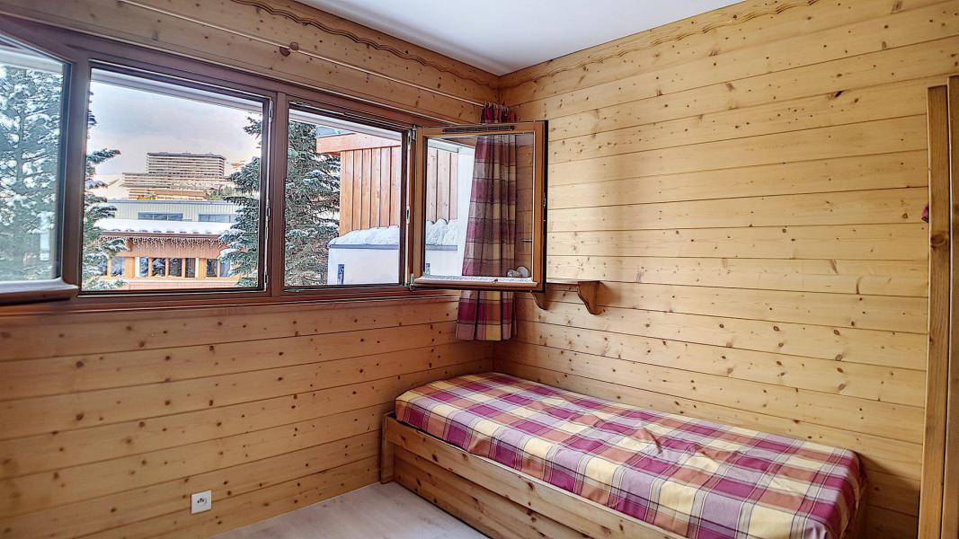Rent in ski resort 2 room apartment 5 people (AL0104) - Résidence des Alpages - Les Menuires - Bedroom