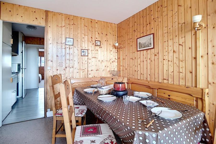 Skiverleih 2-Zimmer-Appartment für 6 Personen (AL0404) - Résidence des Alpages - Les Menuires - Wohnzimmer
