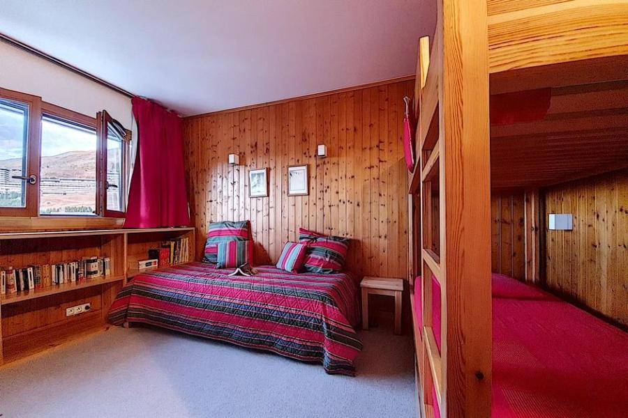 Rent in ski resort 3 room apartment 6 people (801) - Résidence des Alpages - Les Menuires - Bedroom