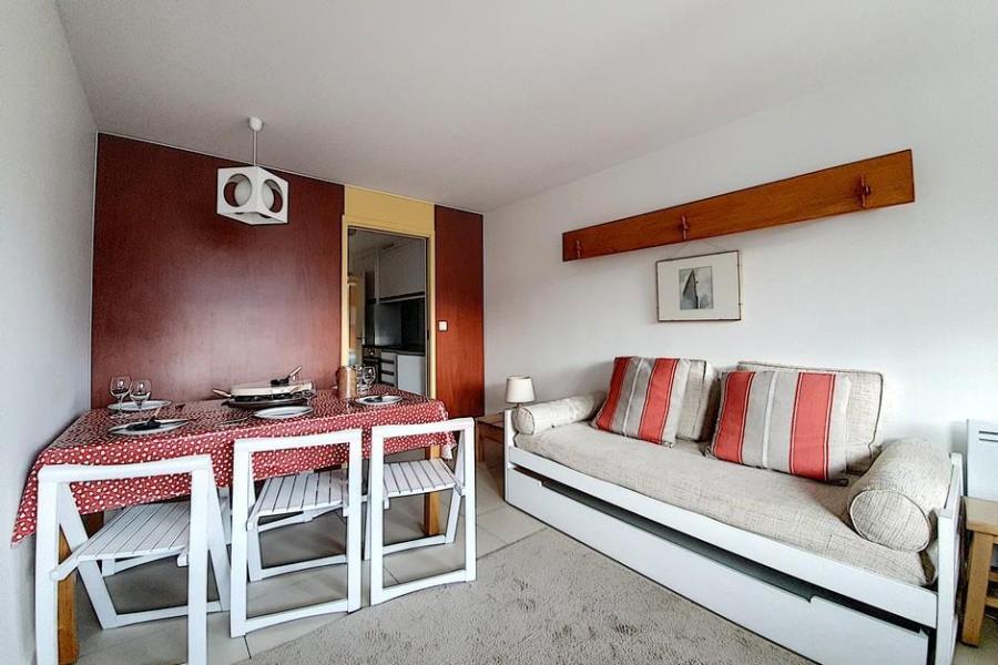 Аренда на лыжном курорте Апартаменты 3 комнат 6 чел. (801) - Résidence des Alpages - Les Menuires - Салон