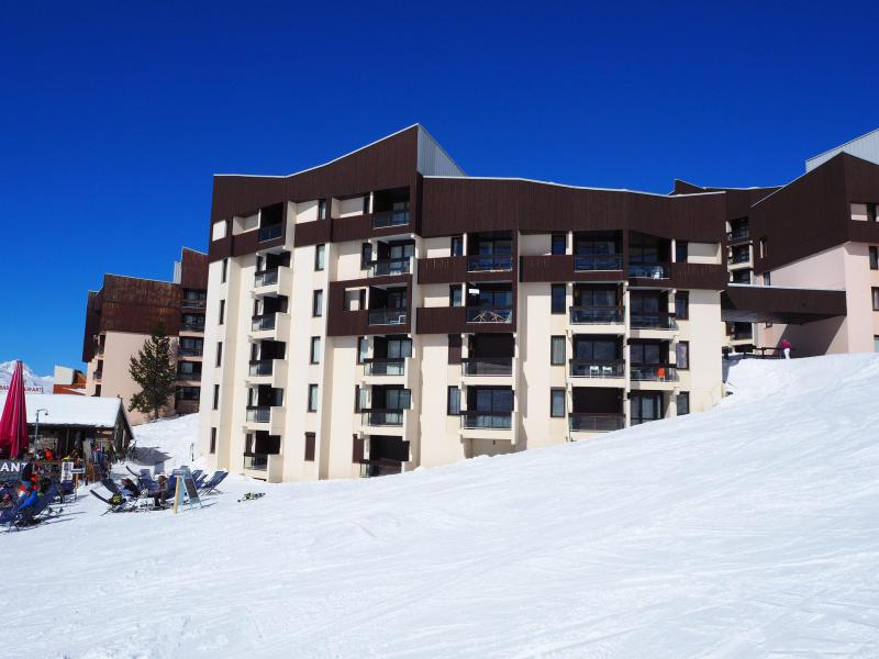 Ski verhuur Résidence des Origanes - Les Menuires - Buiten winter