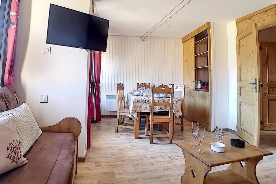 Ski verhuur Appartement 2 kamers 5 personen (330) - Résidence des Origanes - Les Menuires - Woonkamer
