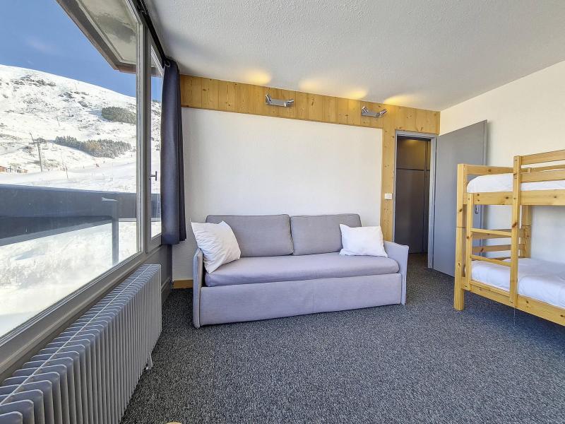 Rent in ski resort 3 room apartment 6 people (201) - Résidence Dorons - Les Menuires - Bedroom