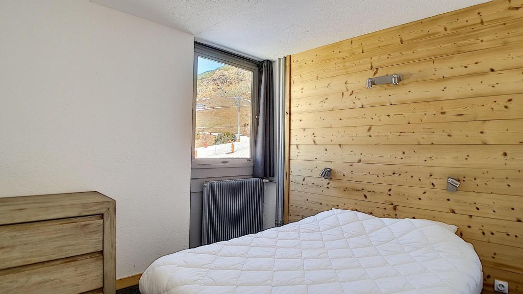 Ski verhuur Appartement 3 kamers 6 personen (201) - Résidence Dorons - Les Menuires - Kamer