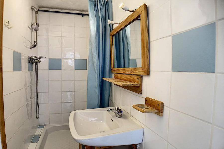 Ski verhuur Studio 2 personen (602) - Résidence Dorons - Les Menuires - Badkamer