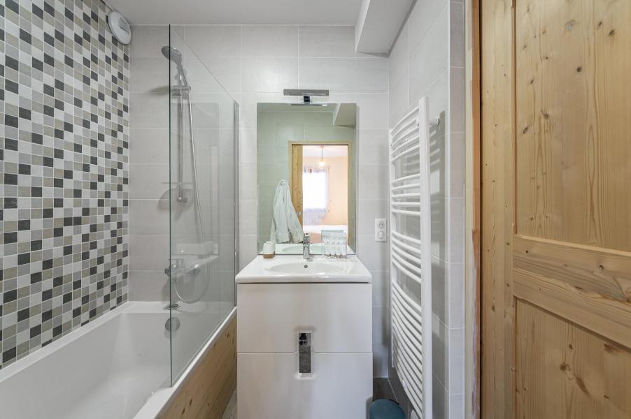 Location au ski Appartement 5 pièces 8 personnes (4) - Résidence Etoile - Les Menuires - Salle de bain