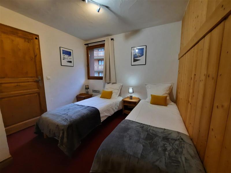 Skiverleih Triplex Wohnung 6 Zimmer 10 Personen (1 kayleigh) - Résidence Geffriand - Les Menuires - Schlafzimmer