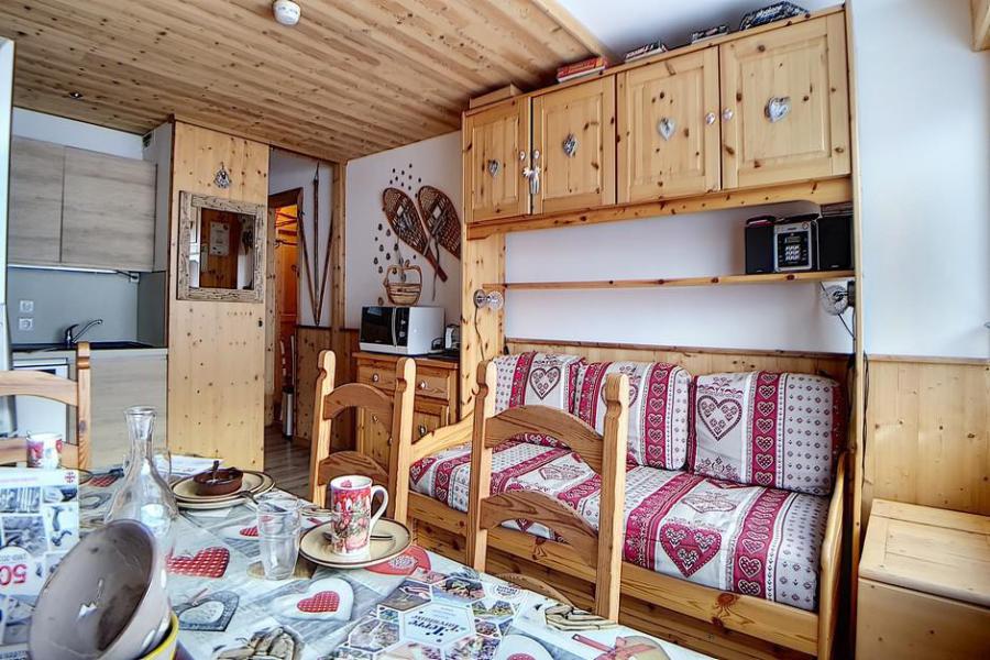 Rent in ski resort 3 room apartment 8 people (4344) - Résidence la Biellaz - Les Menuires - Living room