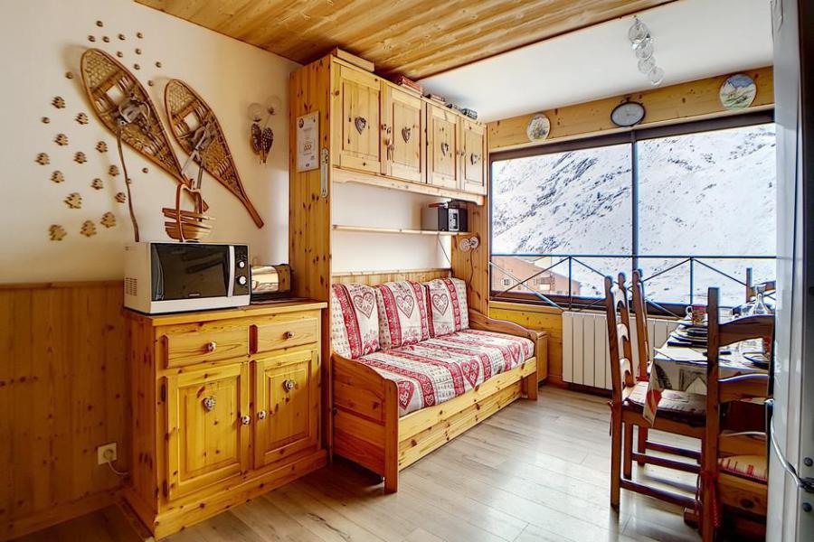 Rent in ski resort 3 room apartment 8 people (4344) - Résidence la Biellaz - Les Menuires - Living room