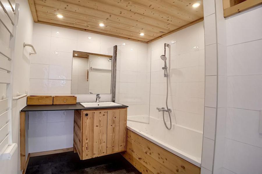 Location au ski Appartement 3 pièces cabine 8 personnes (61) - Résidence la Biellaz - Les Menuires - Salle de bain