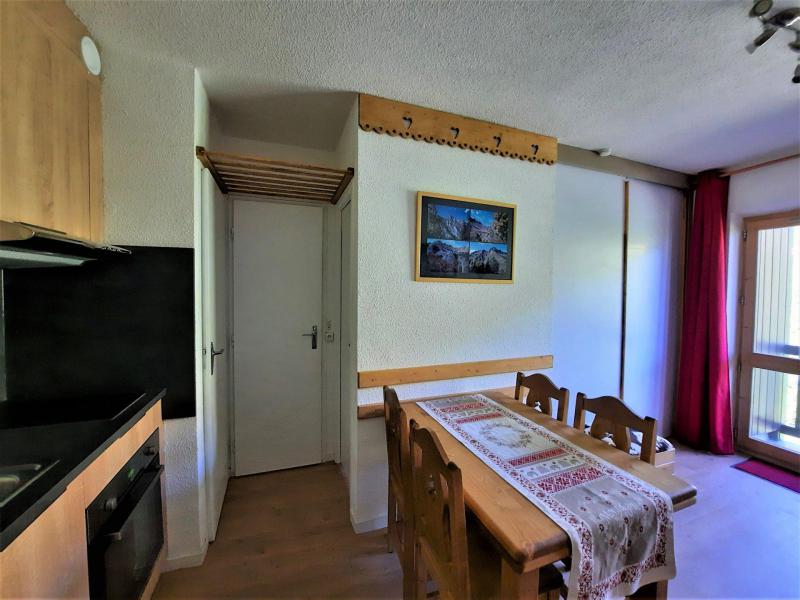 Rent in ski resort 2 room apartment 4 people (B76) - Résidence le Jettay - Les Menuires - Kitchen