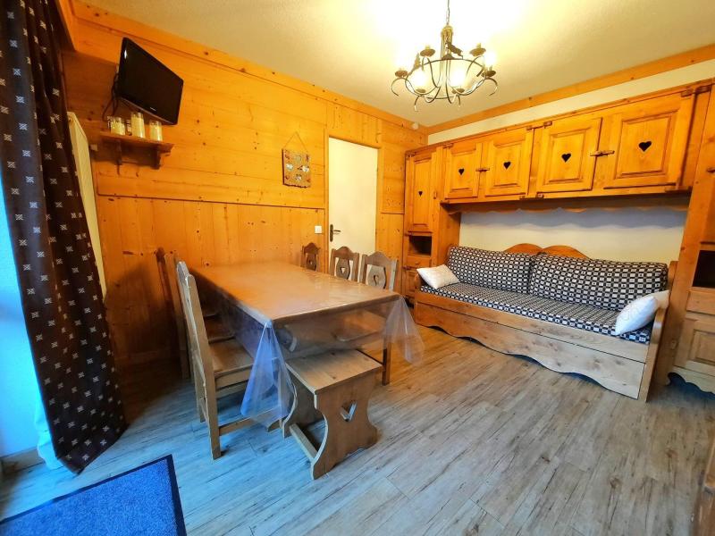 Rent in ski resort 2 room apartment 6 people (B53) - Résidence le Jettay - Les Menuires - Living room