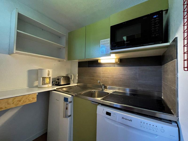 Rent in ski resort 3 room mezzanine apartment 7 people (C143) - Résidence le Jettay - Les Menuires - Kitchen