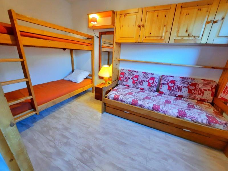 Ski verhuur Studio bergnis 4 personen (B66) - Résidence le Jettay - Les Menuires - Kamer