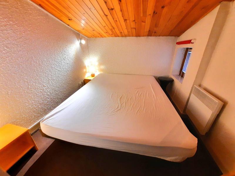 Skiverleih Wohnung 2 Mezzanine Zimmer 6 Leute (C130) - Résidence le Jettay - Les Menuires - Schlafzimmer