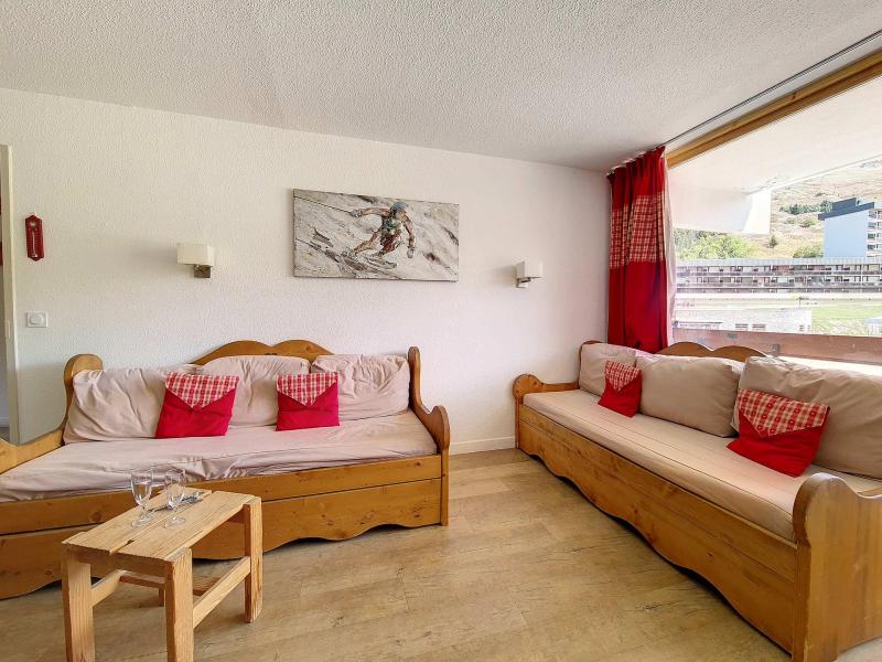 Rent in ski resort 2 room apartment 6 people (LC0006) - Résidence le Lac du Lou - Les Menuires - Living room