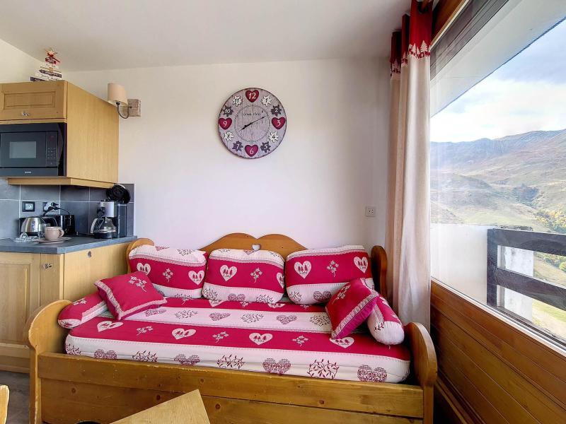 Rent in ski resort 2 room apartment cabin 5 people (538) - Résidence le Lac du Lou - Les Menuires - Living room