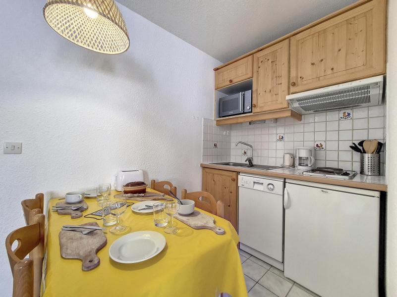 Rent in ski resort 2 room apartment 4 people (103) - Résidence le Median - Les Menuires - Apartment