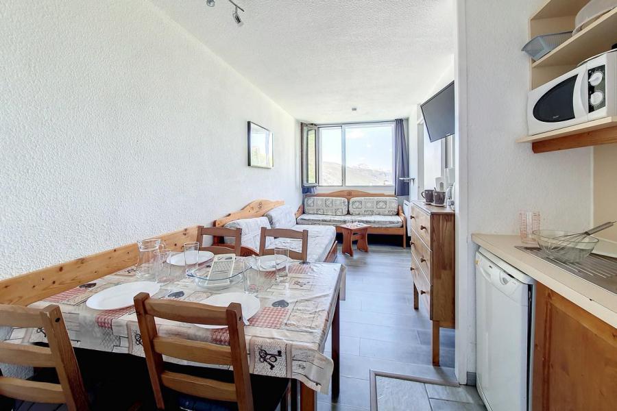 Rent in ski resort 2 room apartment 4 people (118) - Résidence le Median - Les Menuires - Kitchen