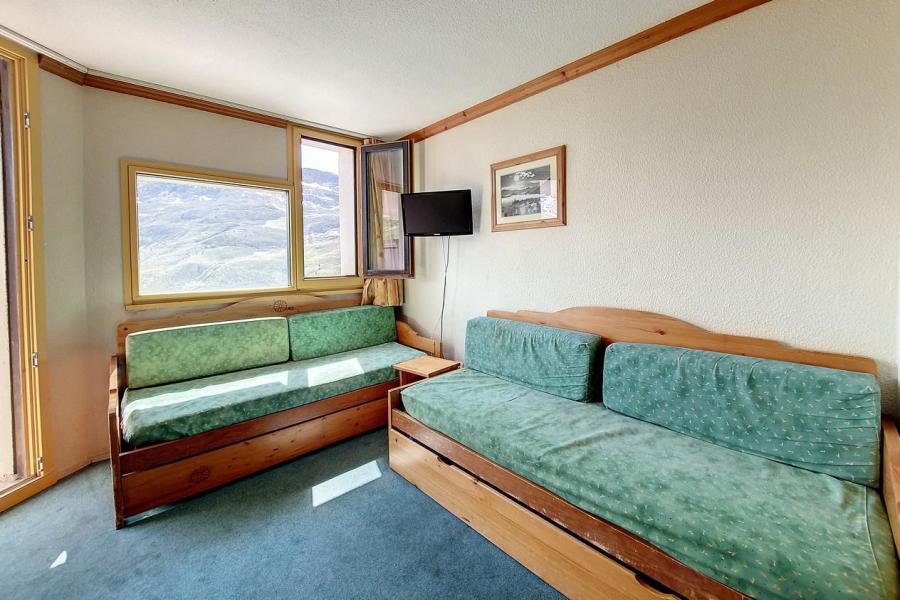 Rent in ski resort 2 room apartment 4 people (203) - Résidence le Median - Les Menuires - Living room