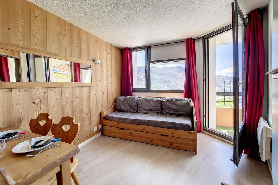 Rent in ski resort 2 room apartment 4 people (215) - Résidence le Median - Les Menuires - Living room