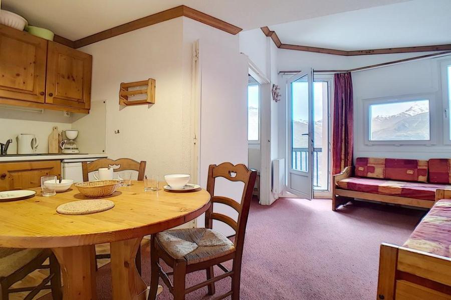 Rent in ski resort 2 room apartment 4 people (503) - Résidence le Median - Les Menuires - Living room