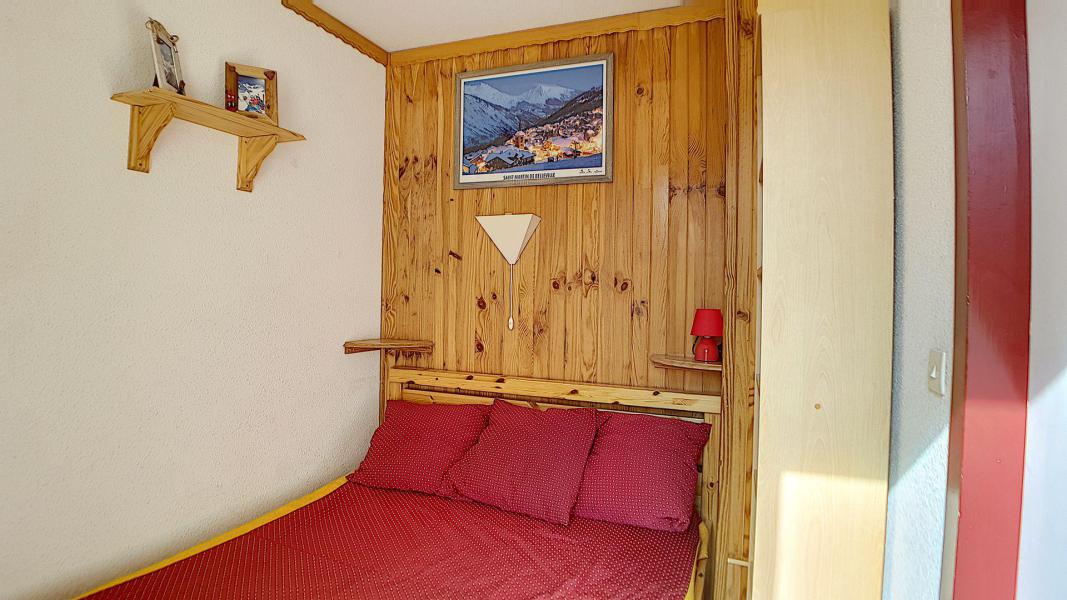 Rent in ski resort 2 room apartment 4 people (521) - Résidence le Median - Les Menuires - Bedroom