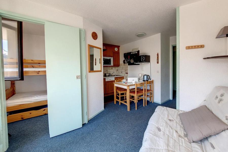 Skiverleih 2-Zimmer-Appartment für 4 Personen (202) - Résidence le Median - Les Menuires - Wohnzimmer