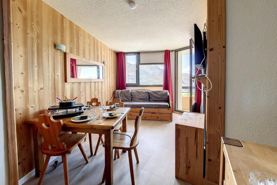 Skiverleih 2-Zimmer-Appartment für 4 Personen (215) - Résidence le Median - Les Menuires - Wohnzimmer