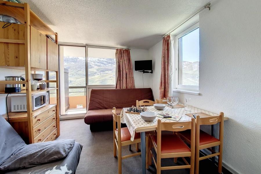 Rent in ski resort Studio cabin 4 people (101) - Résidence le Median - Les Menuires - Living room