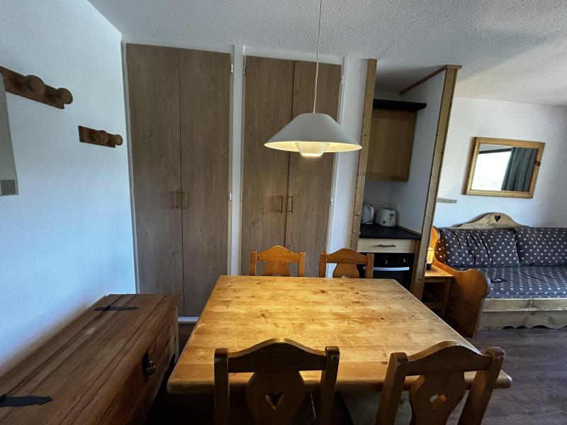 Skiverleih 2-Zimmer-Appartment für 4 Personen (611) - Résidence le Nécou - Les Menuires - Wohnzimmer