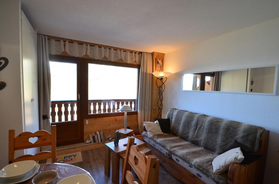 Rent in ski resort Studio sleeping corner 3 people (701) - Résidence le Nécou - Les Menuires - Living room