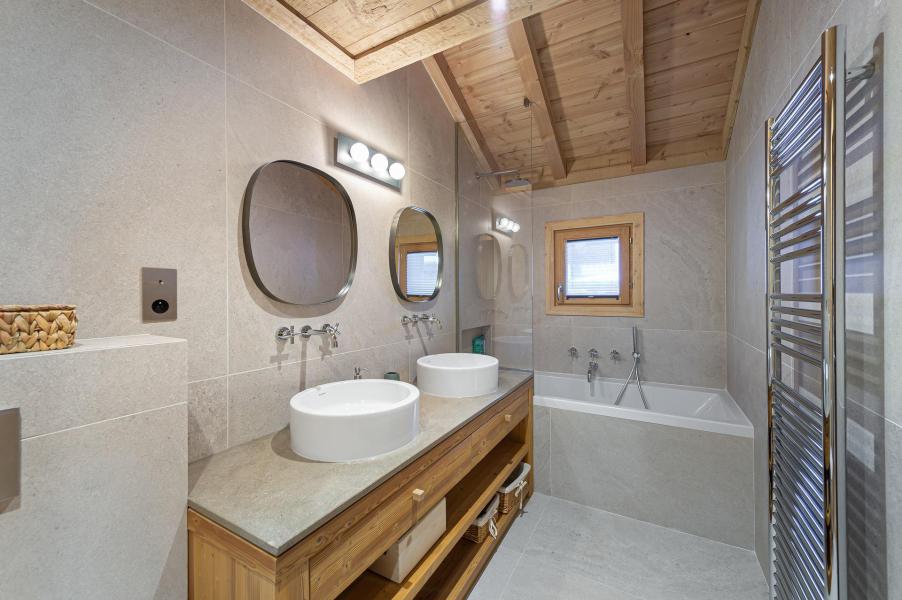 Location au ski Appartement 5 pièces 8 personnes (ROC) - Résidence le Rocher - Le Roc - Les Menuires - Salle de bain