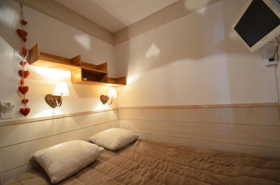 Rent in ski resort Studio sleeping corner 4 people (2508) - Résidence le Ski Soleil - Les Menuires - Bedroom