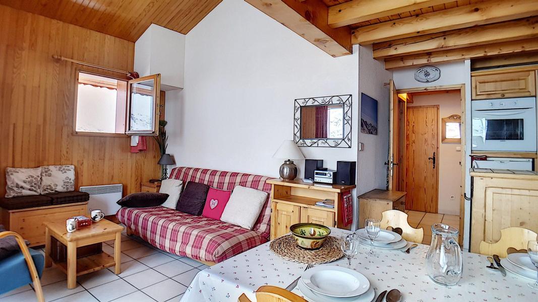 Rent in ski resort 4 room mezzanine apartment 8 people (7) - Résidence le Tétras Lyre - Les Menuires - Living room
