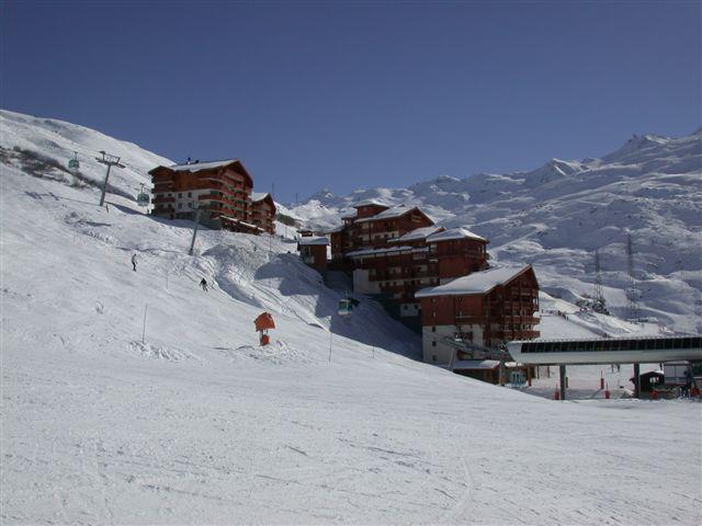 Location au ski Résidence le Valmont - Les Menuires - Extérieur hiver