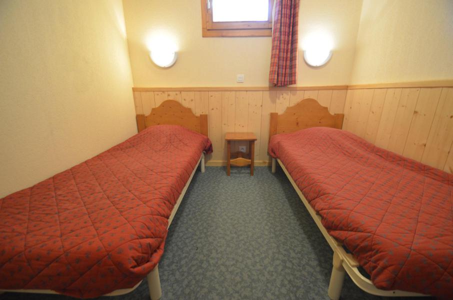 Ski verhuur Appartement 4 kamers 8 personen (915) - Résidence le Valmont - Les Menuires - Kamer
