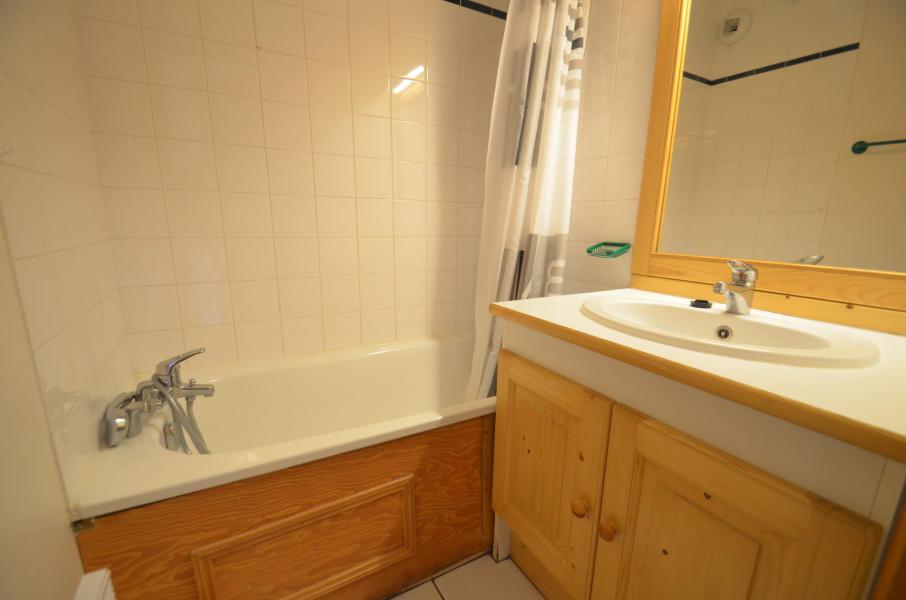 Location au ski Appartement 4 pièces 8 personnes (915) - Résidence le Valmont - Les Menuires - Salle de bain