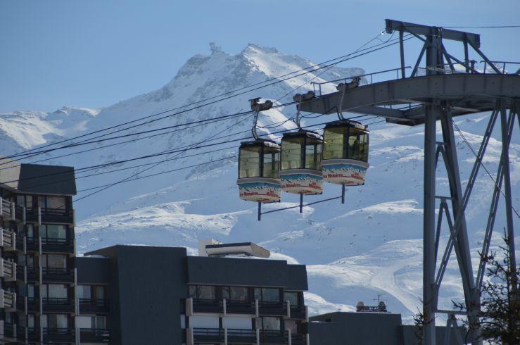 Location au ski Résidence le Villaret - Les Menuires - Extérieur hiver