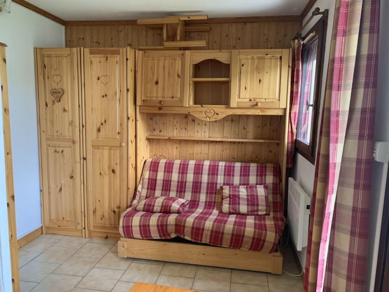 Rent in ski resort Studio cabin 4 people (322) - Résidence le Villaret - Les Menuires - Inside