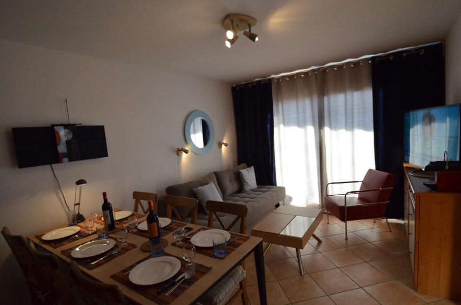 Rent in ski resort 2 room apartment cabin 4 people (11) - Résidence les Alpages de Reberty - Les Menuires - Living room